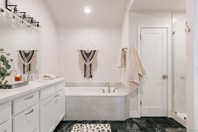 8652 W 49th Place, Arvada, CO 80002