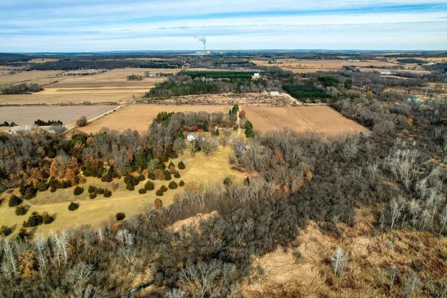 W8347 Thompson Road, Poynette, WI 53955