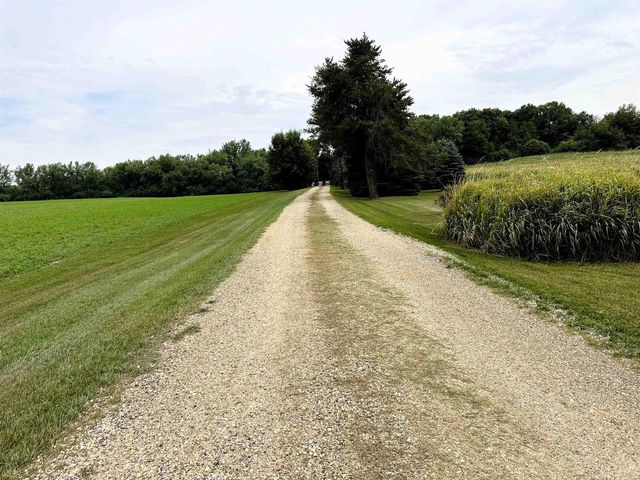 W8347 Thompson Road, Poynette, WI 53955