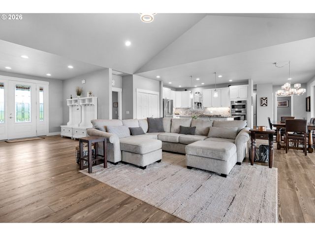 80219 POLO RIDGE Rd, Warrenton, OR 97146