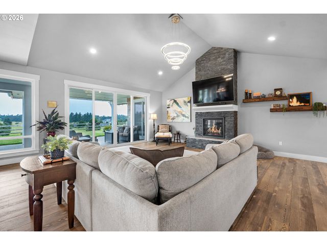 80219 POLO RIDGE Rd, Warrenton, OR 97146