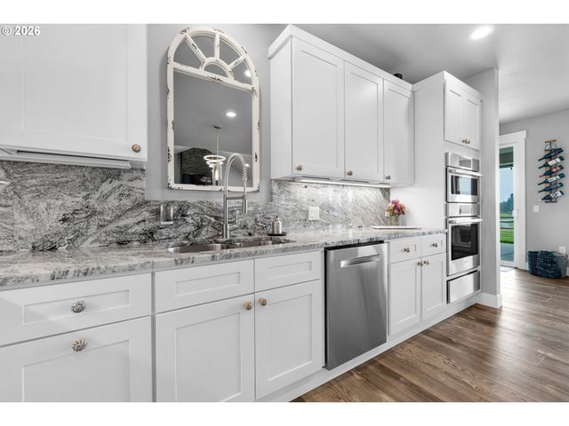 80219 POLO RIDGE Rd, Warrenton, OR 97146