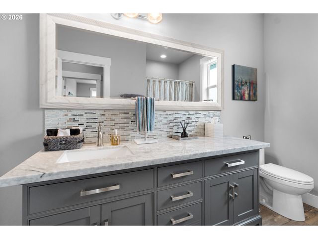 80219 POLO RIDGE Rd, Warrenton, OR 97146