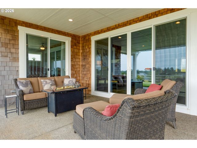 80219 POLO RIDGE Rd, Warrenton, OR 97146