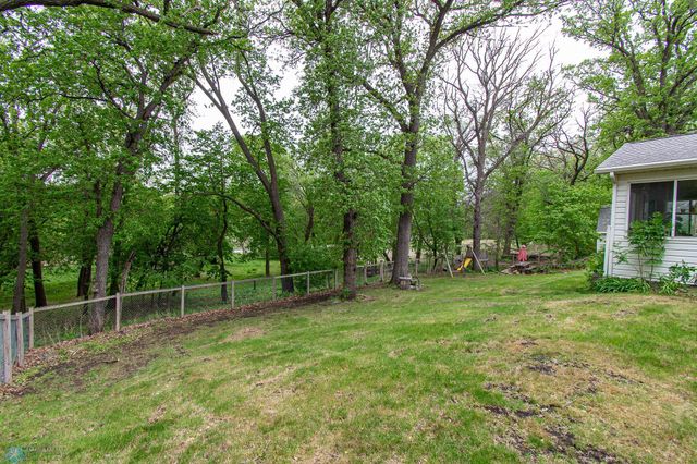 1513 40th Avenue N, Moorhead, MN 56560