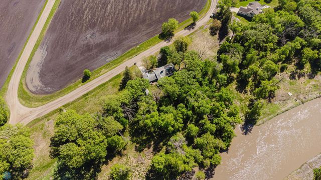 1513 40th Avenue N, Moorhead, MN 56560