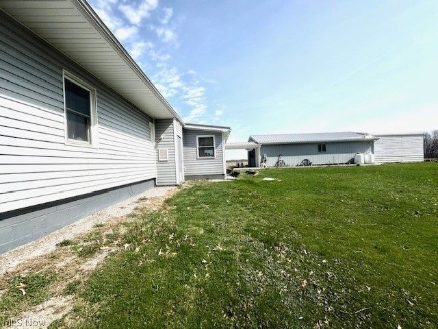 38019 Longs Crossing Road, Leetonia, OH 44431