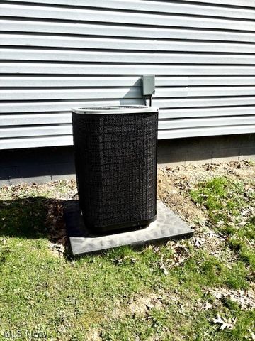 38019 Longs Crossing Road, Leetonia, OH 44431