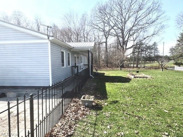 38019 Longs Crossing Road, Leetonia, OH 44431