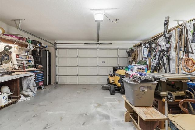 30 PINE STREET, Homosassa, FL 34446