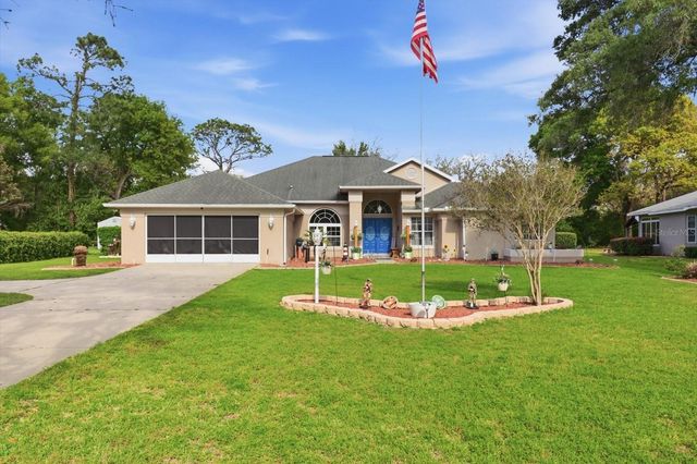 30 PINE STREET, Homosassa, FL 34446