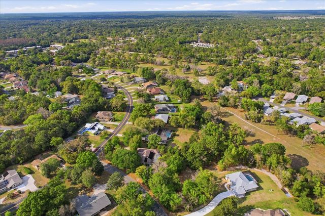 30 PINE STREET, Homosassa, FL 34446