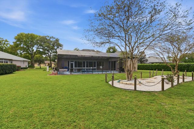 30 PINE STREET, Homosassa, FL 34446