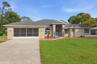 30 PINE STREET, Homosassa, FL 34446
