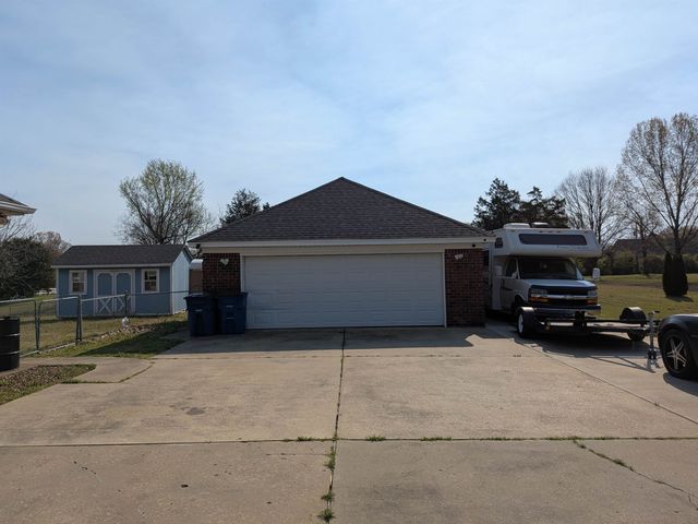 6110 NELLWOOD DR, Olive Branch, MS 38654