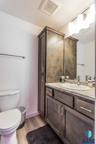 310 N Ceylon Ave Avenue, Tea, SD 57064