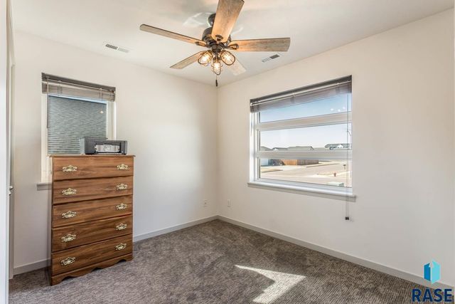 310 N Ceylon Ave Avenue, Tea, SD 57064