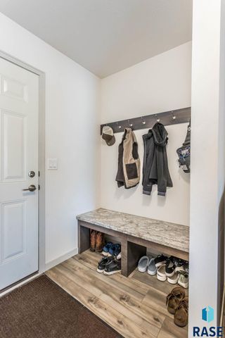 310 N Ceylon Ave Avenue, Tea, SD 57064