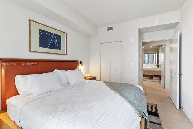 11 NE 6th Street 2303, Miami, FL 33132