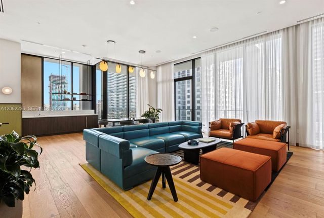 11 NE 6th Street 2303, Miami, FL 33132