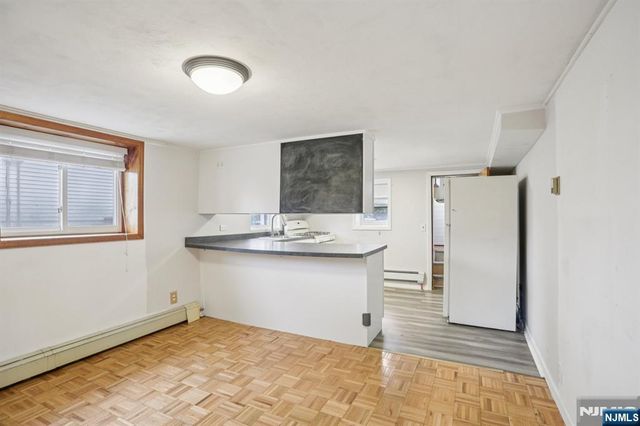 17 Emma Place, Clifton, NJ 07013