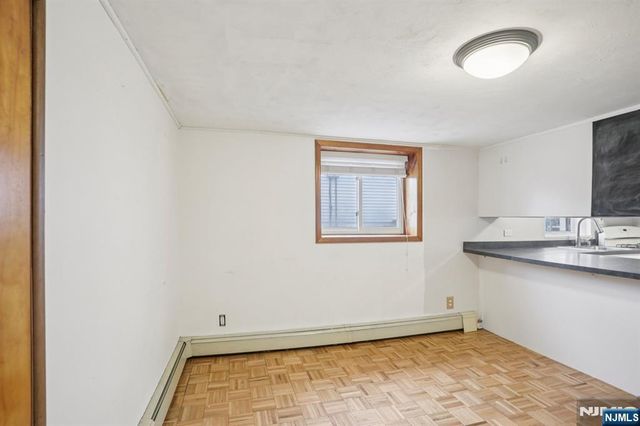 17 Emma Place, Clifton, NJ 07013