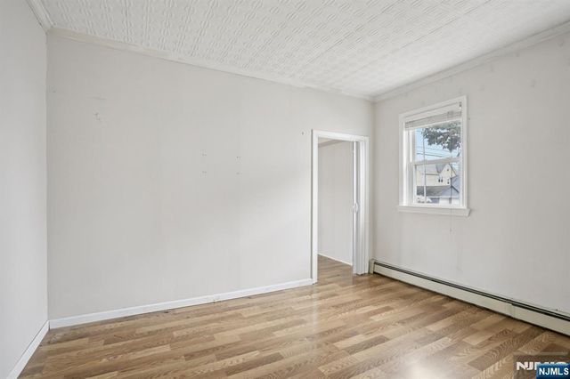 17 Emma Place, Clifton, NJ 07013