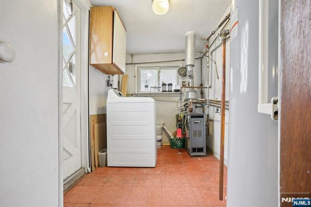 17 Emma Place, Clifton, NJ 07013