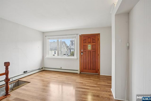 17 Emma Place, Clifton, NJ 07013