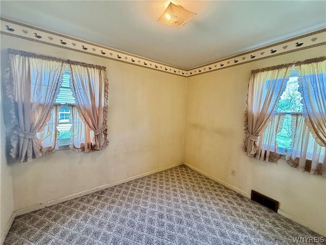 4649 Morgan Parkway, Hamburg, NY 14075