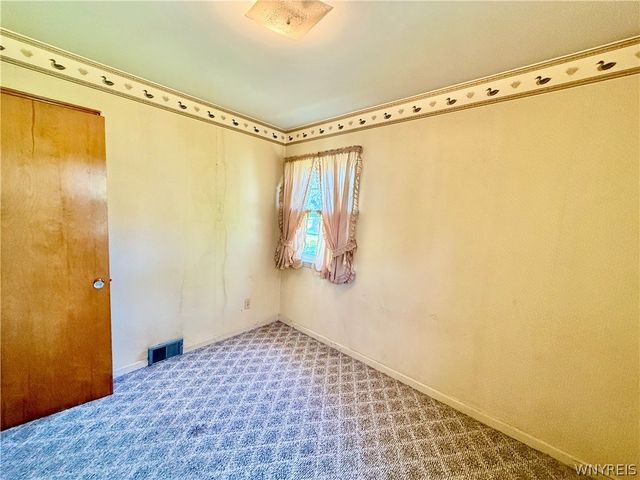 4649 Morgan Parkway, Hamburg, NY 14075