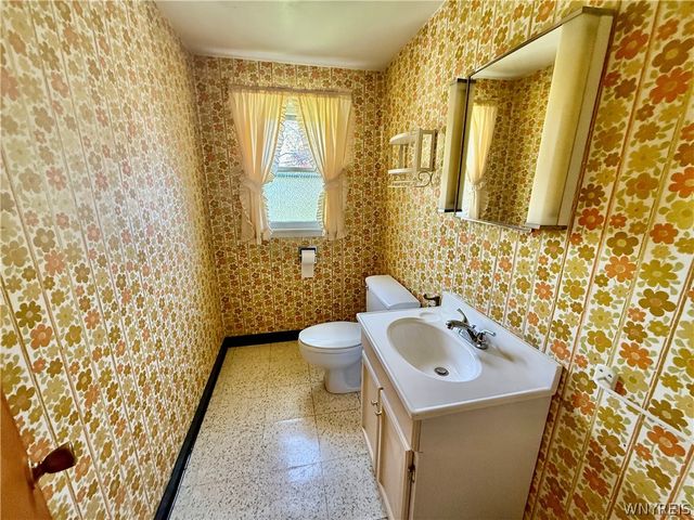 4649 Morgan Parkway, Hamburg, NY 14075