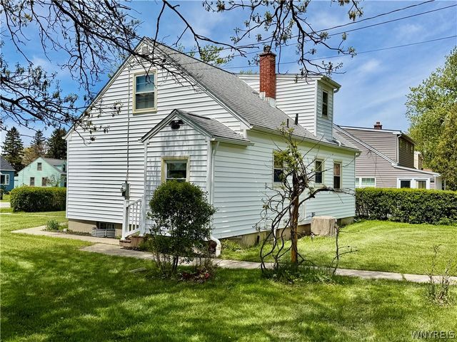 4649 Morgan Parkway, Hamburg, NY 14075