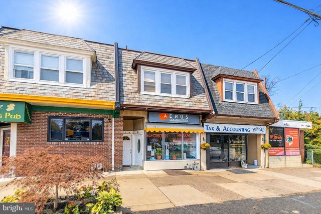 447 WEST CHESTER PIKE, Havertown, PA 19083