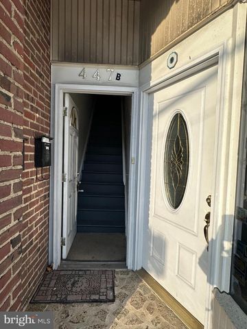 447 WEST CHESTER PIKE, Havertown, PA 19083