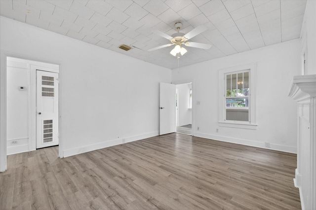 2211 22ND AVENUE S, St Petersburg, FL 33712