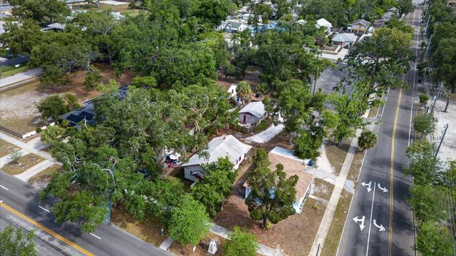 2211 22ND AVENUE S, St Petersburg, FL 33712
