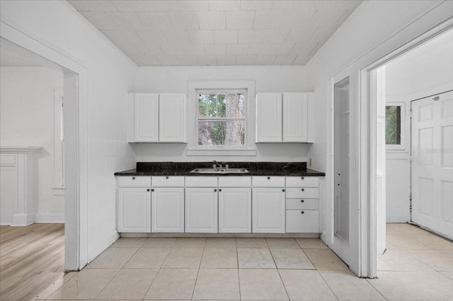 2211 22ND AVENUE S, St Petersburg, FL 33712
