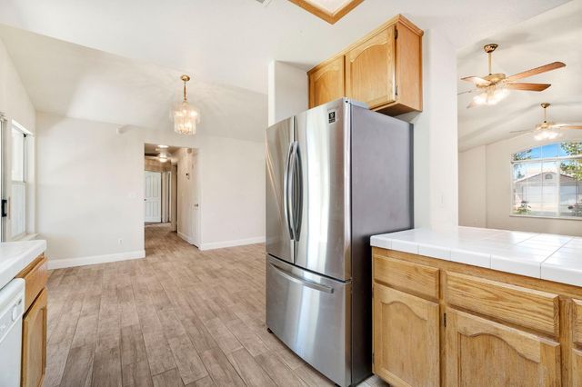 553 Grenache Avenue, Madera, CA 93637