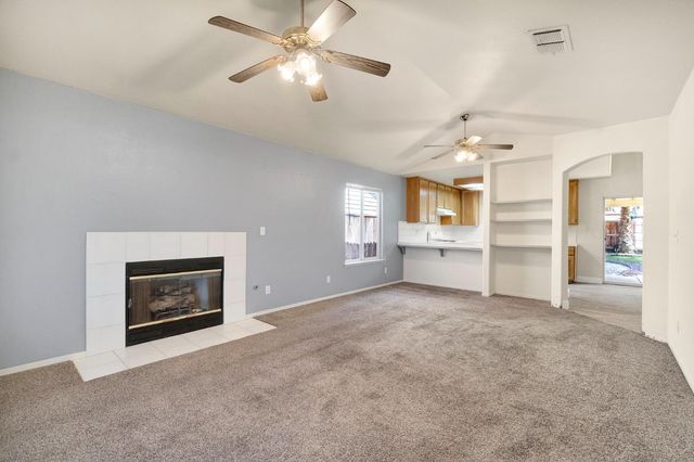 553 Grenache Avenue, Madera, CA 93637