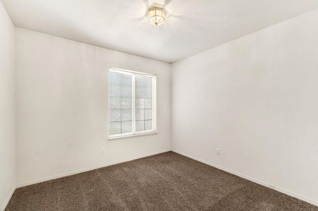 553 Grenache Avenue, Madera, CA 93637