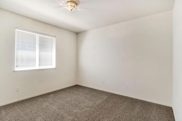 553 Grenache Avenue, Madera, CA 93637