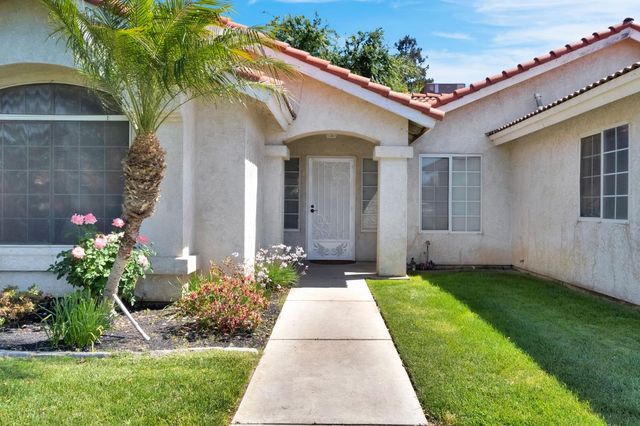 553 Grenache Avenue, Madera, CA 93637