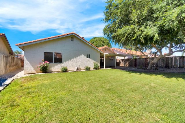 553 Grenache Avenue, Madera, CA 93637