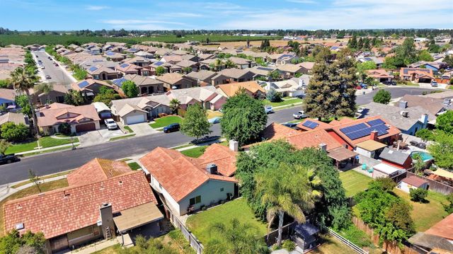 553 Grenache Avenue, Madera, CA 93637