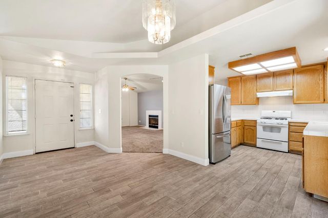 553 Grenache Avenue, Madera, CA 93637