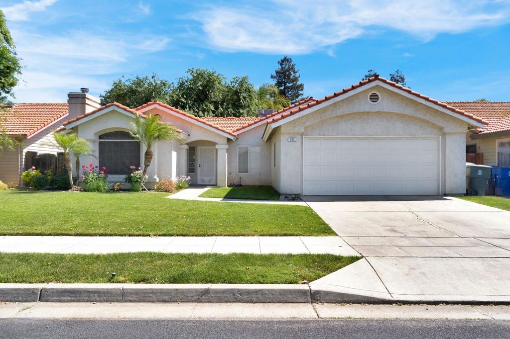 553 Grenache Avenue, Madera, CA 93637