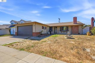 1451 Linfield Ln, Hayward, CA 94545