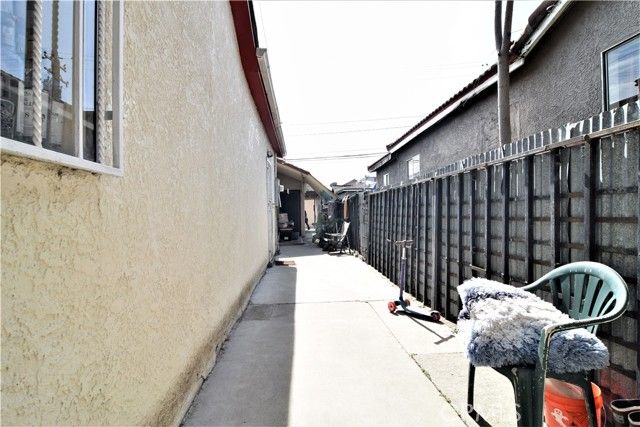 6542 San Luis, Paramount, CA 90723