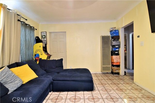 6542 San Luis, Paramount, CA 90723